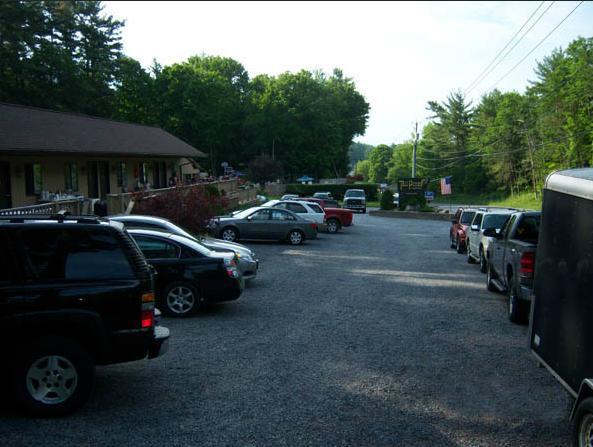 Tall Pines Motel Лейк Джордж Екстериор снимка